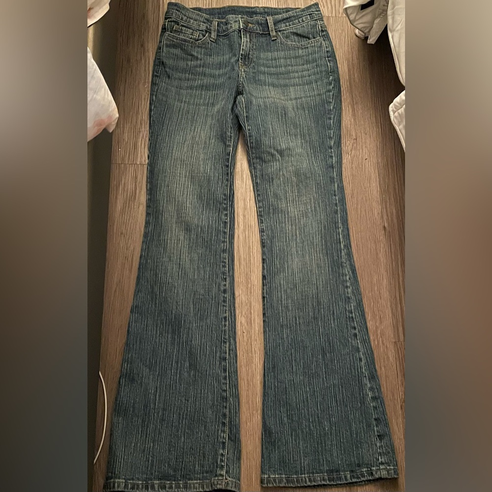 Brandy Melville Jeans. Dark Blue jeans with ribbed material. Size Small.